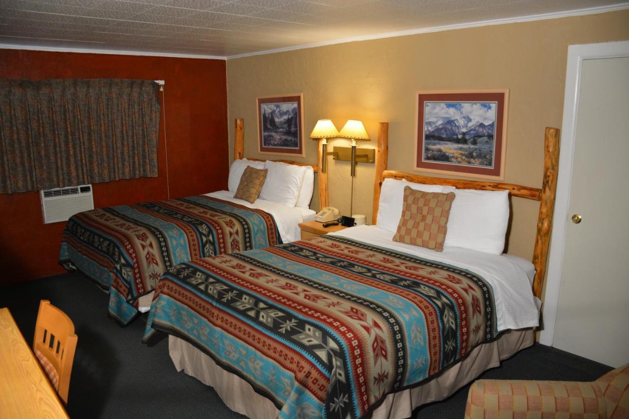 Sitzmark Chalet Inn Ruidoso Exterior photo