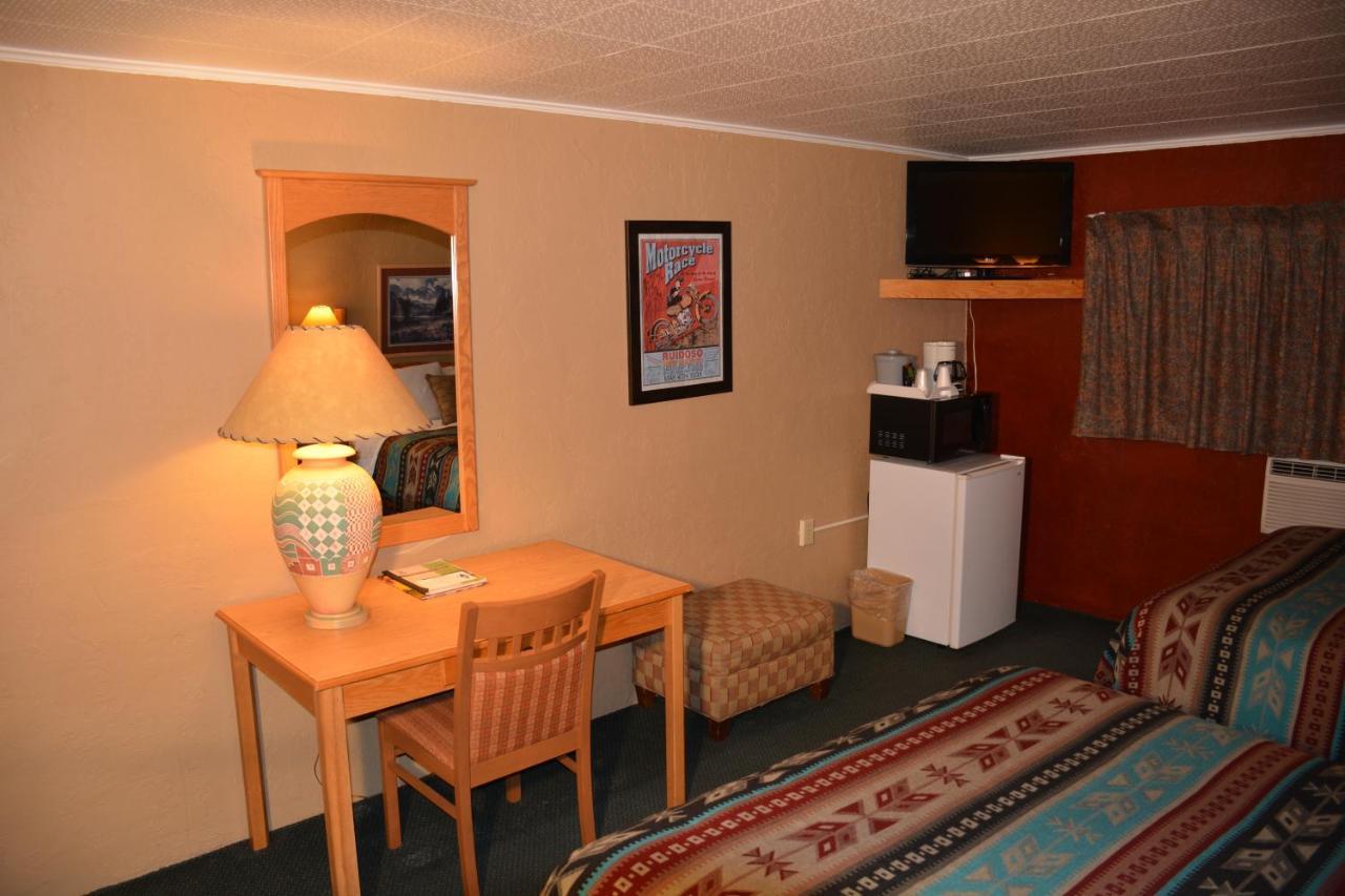 Sitzmark Chalet Inn Ruidoso Exterior photo